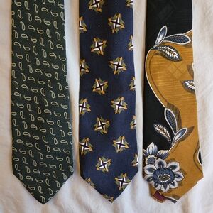 Bundle of 3 Men's Ties - abercrombie, jhane barnes, bugle boy